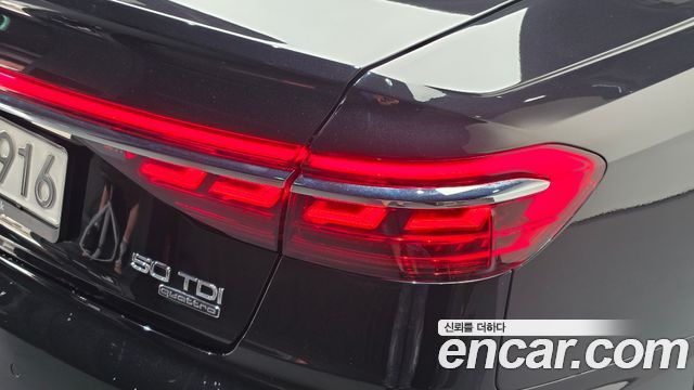 Audi A8 (D5) 50 TDI Quattro LWB 2021 — фото 29