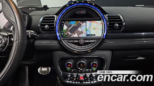 MINI Cooper S Clubman Standard 2nd 2020 — фото 18