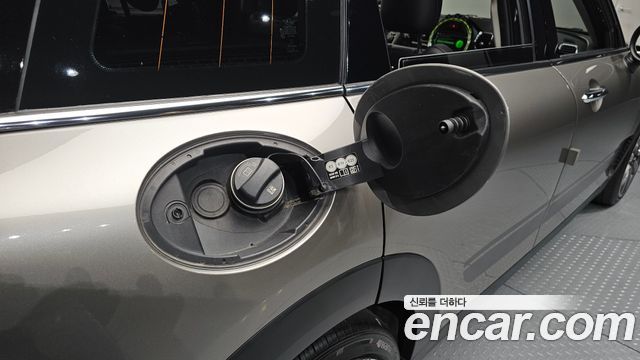 MINI Cooper S Clubman Standard 2nd 2020 — фото 37