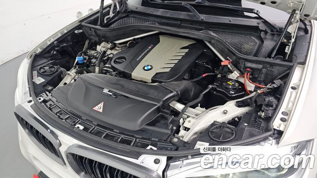 BMW X6 (F16) M50d 2015 — фото 6