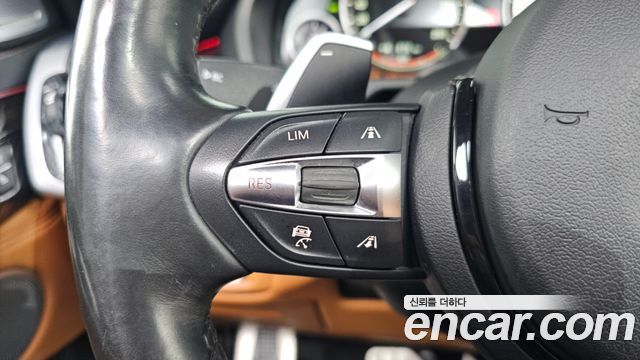 BMW X6 (F16) M50d 2015 — фото 18