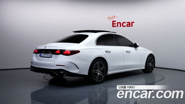 Mercedes-Benz E-Class (W214) E200 AMG Line 2026 — фото 2