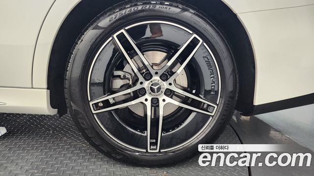 Mercedes-Benz E-Class (W214) E200 AMG Line 2026 — фото 21