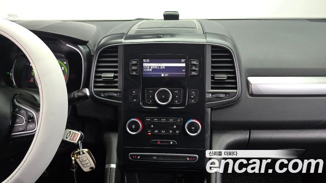 Renault Korea QM6 2.0 LPe SE 2WD 2023 — фото 17