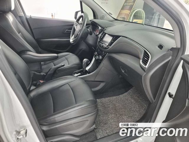 Chevrolet Trax 1.4 Premier 2018 — фото 12