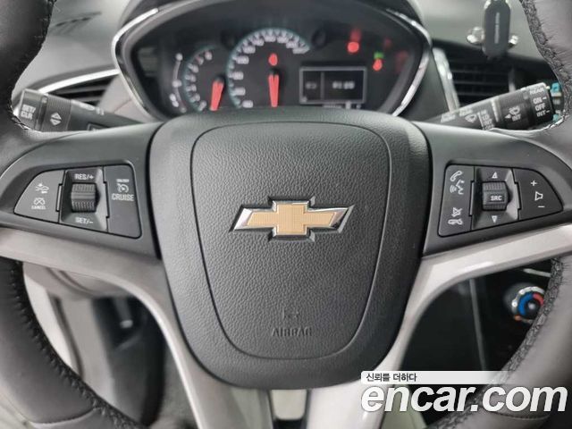 Chevrolet Trax 1.4 Premier 2018 — фото 14