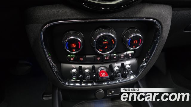 MINI Cooper S Clubman Classic 2nd 2023 — фото 18
