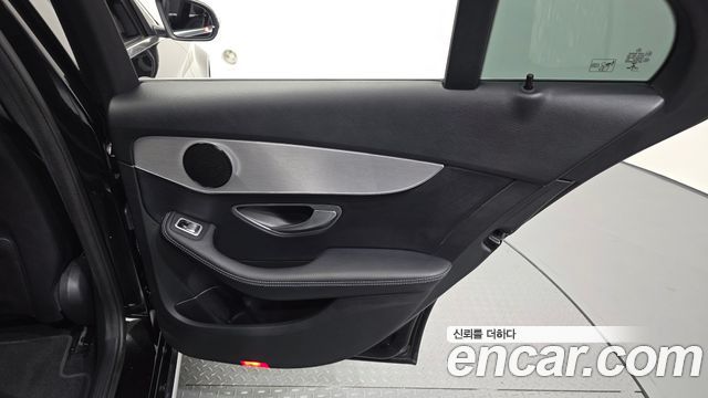 Mercedes-Benz C-Class (W205) C200 Avantgarde 2017 — фото 25