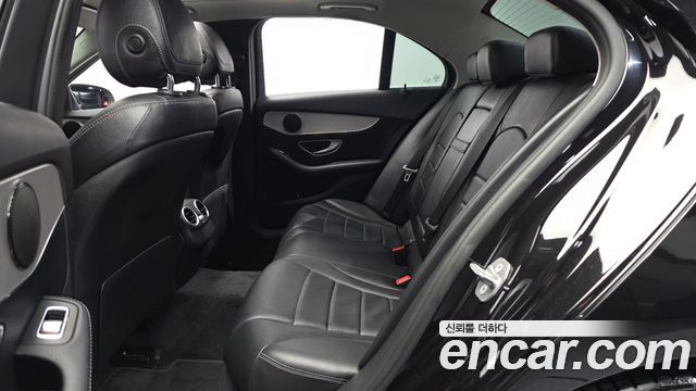 Mercedes-Benz C-Class (W205) C200 Avantgarde 2017 — фото 26