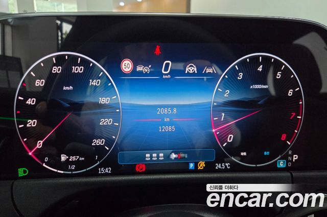 Mercedes-Benz E-Class (W214) E200 Avantgarde 2025 — фото 8