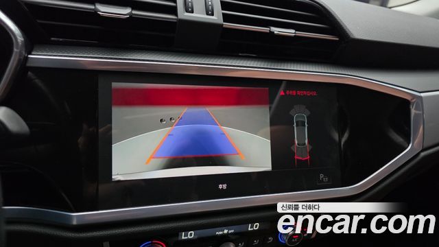 Audi Q3 (F3) 35 TDI Sportback 2022 — фото 15