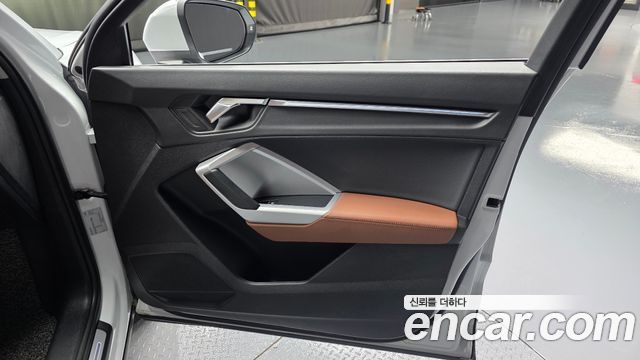 Audi Q3 (F3) 35 TDI Sportback 2022 — фото 25