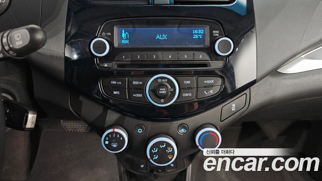 Chevrolet Spark LT Standard 2015 — фото 16