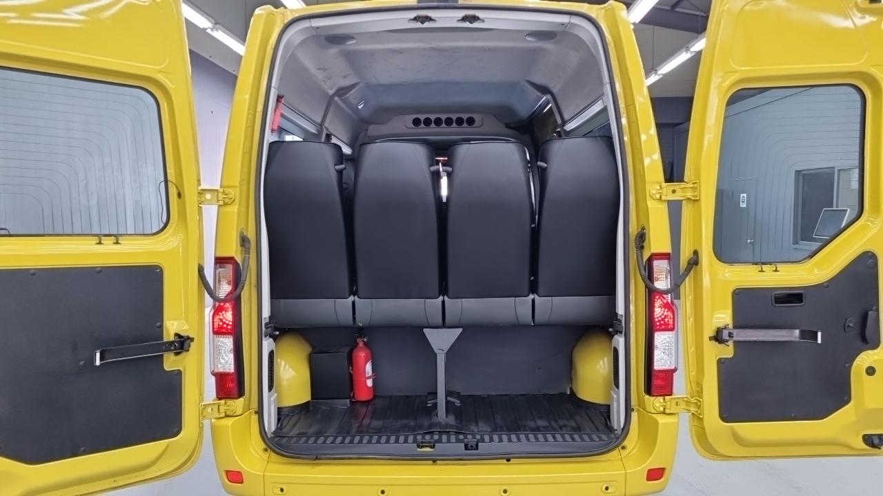 Renault Korea Master School Bus 15-Seater 2021 — фото 22