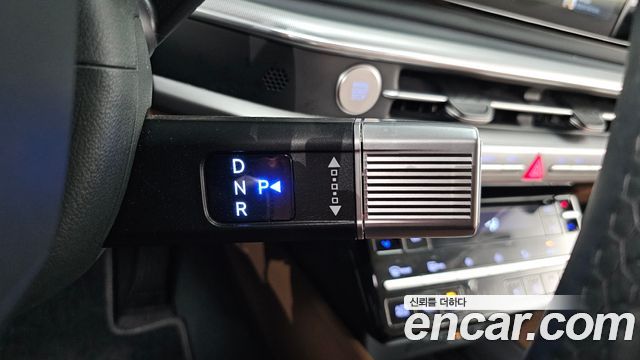 Hyundai Grandeur (GN7) 3.5 LPG 2WD Premium 2024 — фото 9