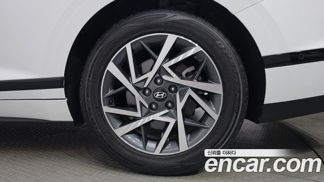 Hyundai Grandeur (GN7) 3.5 LPG 2WD Premium 2024 — фото 21