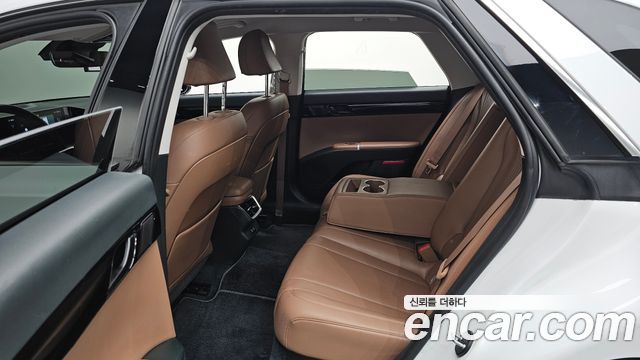 Hyundai Grandeur (GN7) 3.5 LPG 2WD Premium 2024 — фото 26