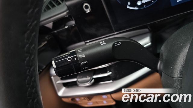 Hyundai Grandeur (GN7) 3.5 LPG 2WD Premium 2024 — фото 27