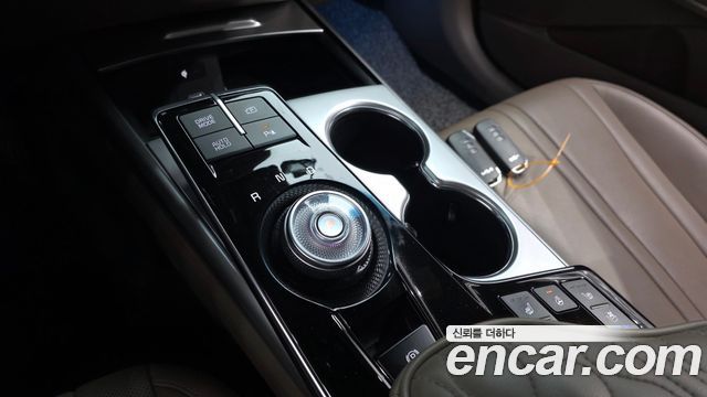 Kia K8 Hybrid Noblesse 2023 — фото 9