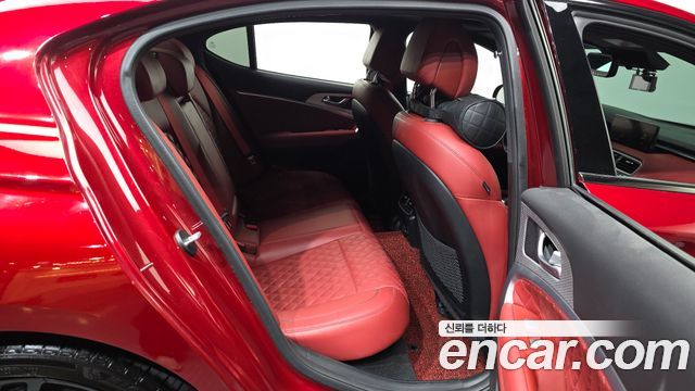 Genesis G70 Gasoline 2.0T 2WD 2023 — фото 16