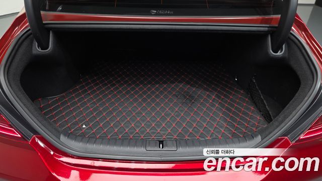 Genesis G70 Gasoline 2.0T 2WD 2023 — фото 24