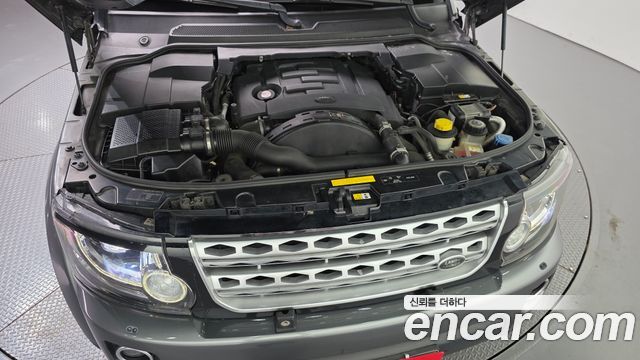 Land Rover Discovery 4 3.0 SDV6 HSE 2014 — фото 6