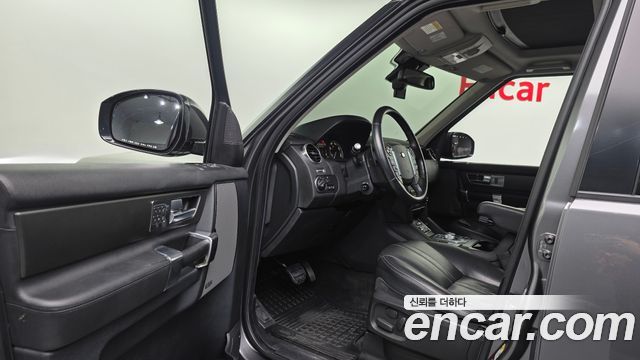 Land Rover Discovery 4 3.0 SDV6 HSE 2014 — фото 10