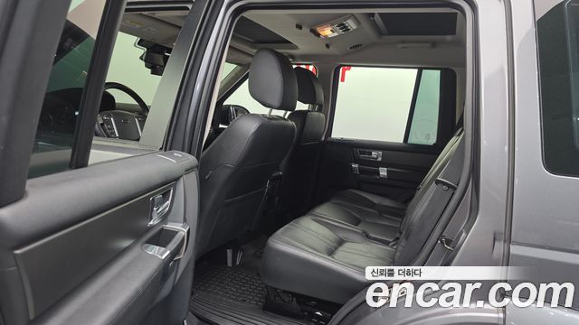 Land Rover Discovery 4 3.0 SDV6 HSE 2014 — фото 16