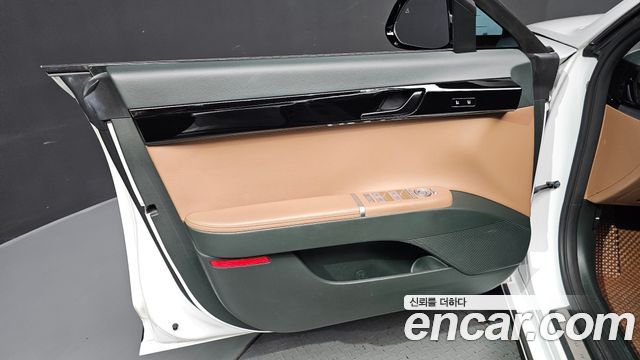 Hyundai Grandeur Hybrid (GN7) Exclusive 2023 — фото 24