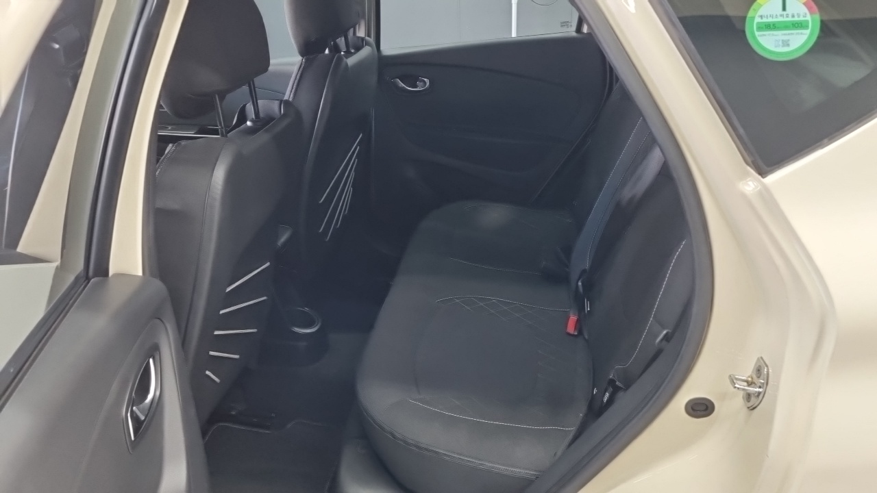 Renault Korea QM3 RE 2015 — фото 21