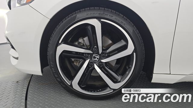 Honda Accord (X) 2.0 Turbo Sport 2019 — фото 5