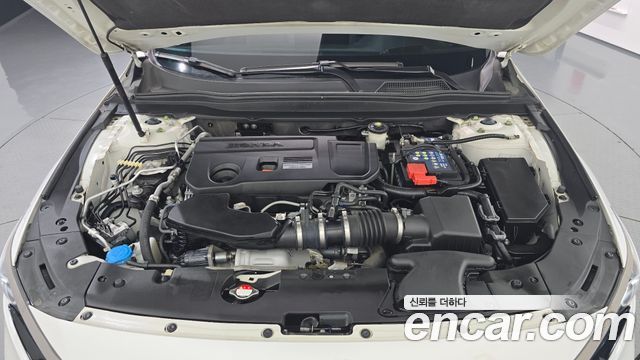 Honda Accord (X) 2.0 Turbo Sport 2019 — фото 6