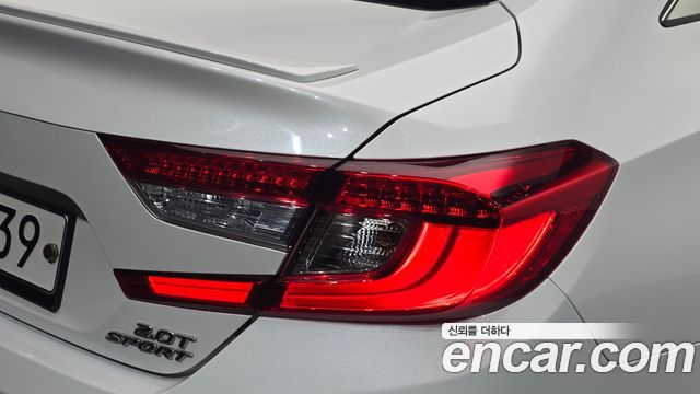 Honda Accord (X) 2.0 Turbo Sport 2019 — фото 23