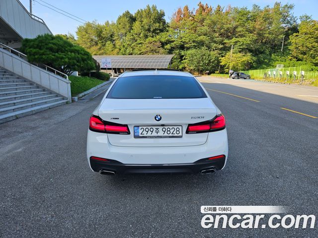 BMW 5 Series (G30) 530i xDrive M Sport Package 2021 — фото 4