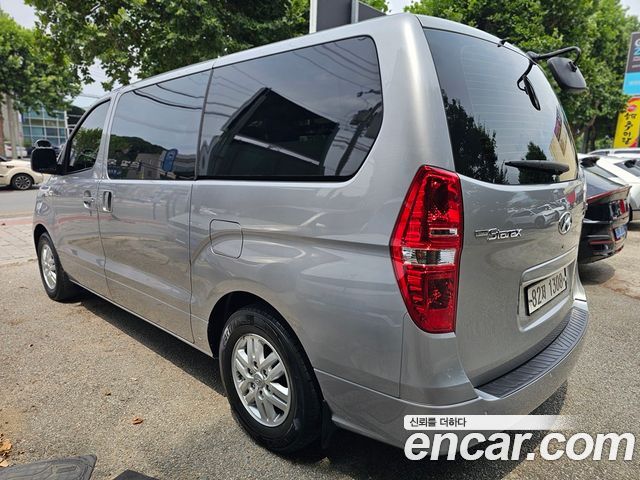 Hyundai Grand Starex Van 3-Seater Smart 2021 — фото 6