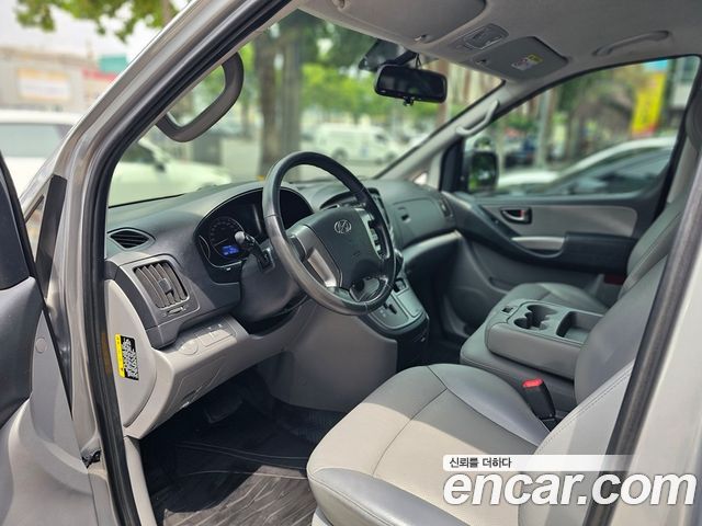 Hyundai Grand Starex Van 3-Seater Smart 2021 — фото 9