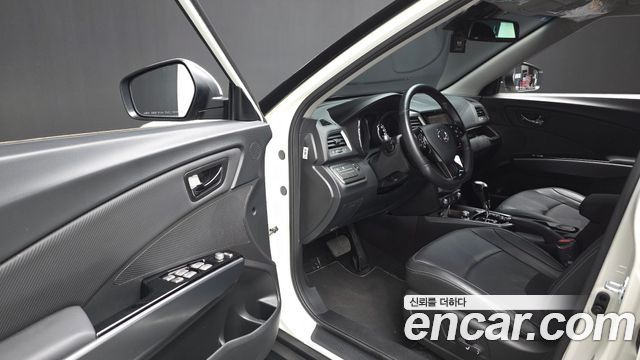 KG Mobility (SsangYong) Tivoli Armor Gear Edition 2WD 2018 — фото 10