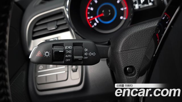 KG Mobility (SsangYong) Tivoli Armor Gear Edition 2WD 2018 — фото 30