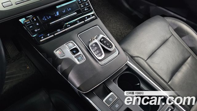 Hyundai Grandeur (IG) 2.5 Premium Choice 2021 — фото 9
