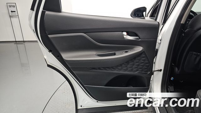 Hyundai Santa Fe Gasoline 2.5T 2WD Premium Choice 2021 — фото 25