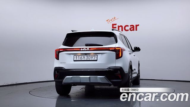 Kia Seltos Gasoline 2.0 2WD Signature 2023 — фото 4
