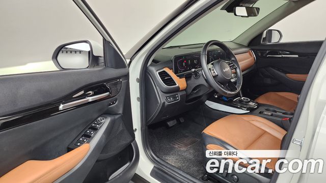 Kia Seltos Gasoline 2.0 2WD Signature 2023 — фото 10