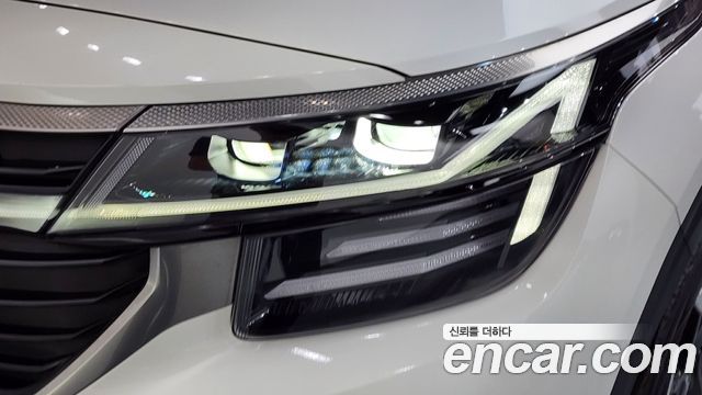 Kia Seltos Gasoline 2.0 2WD Signature 2023 — фото 28