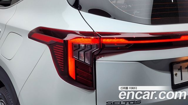 Kia Seltos Gasoline 2.0 2WD Signature 2023 — фото 29