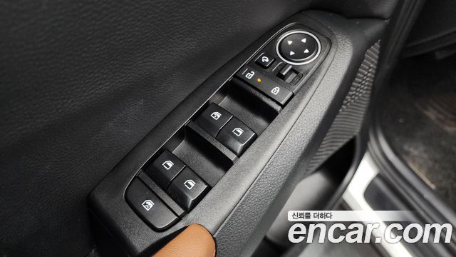 Kia Seltos Gasoline 2.0 2WD Signature 2023 — фото 34