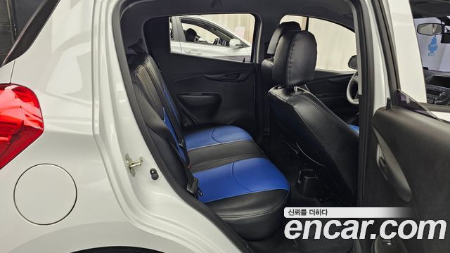 Chevrolet Spark LS 2019 — фото 12