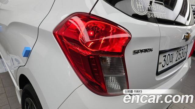 Chevrolet Spark LS 2019 — фото 23