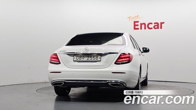 Mercedes-Benz E-Class (W213) E300 Avantgarde 2019 — фото 4