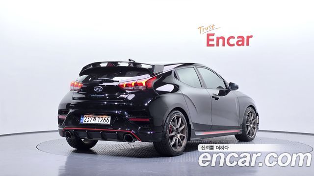 Hyundai Veloster (JS) 2.0 N 2021 — фото 2