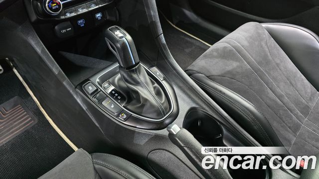 Hyundai Veloster (JS) 2.0 N 2021 — фото 9